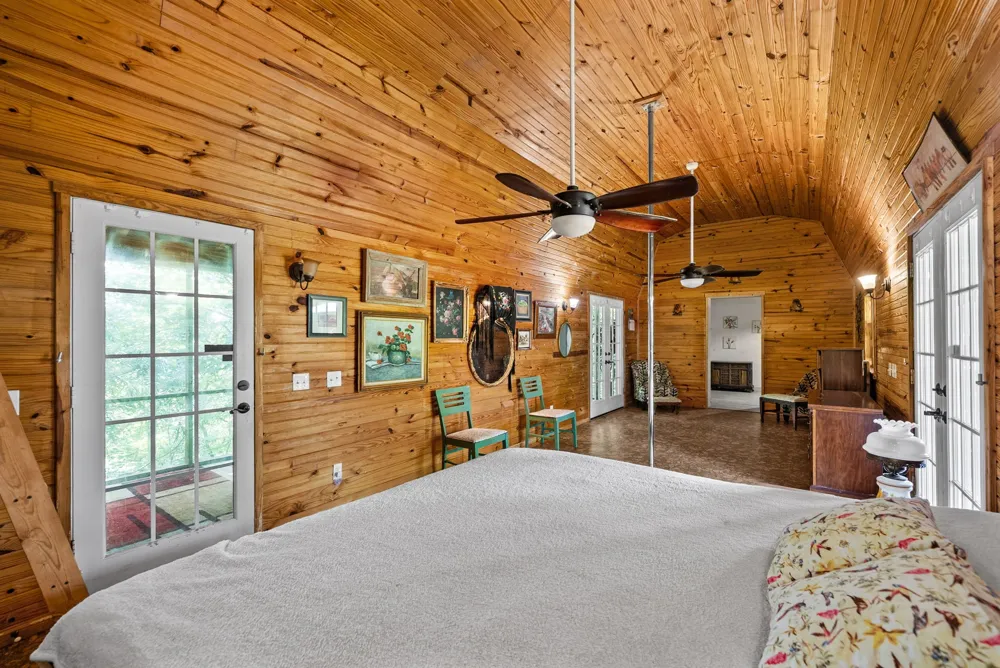 3519 Owl Hollow Rd Linden, TN 37096