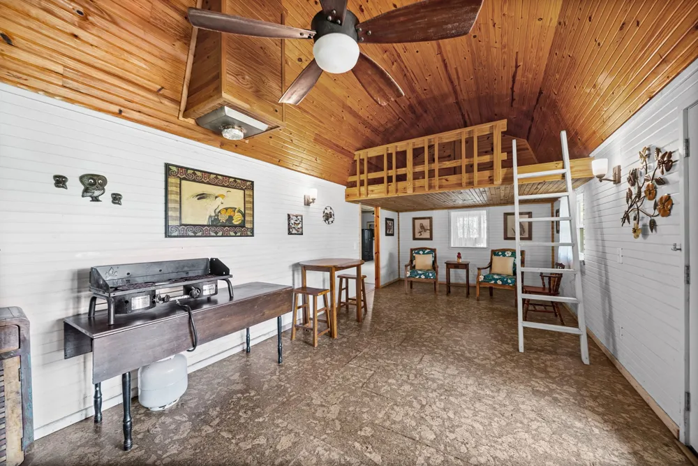 3519 Owl Hollow Rd Linden, TN 37096