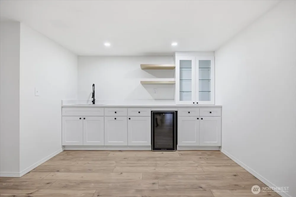 100608 W Old Inland Empire Hwy Prosser, WA 99350