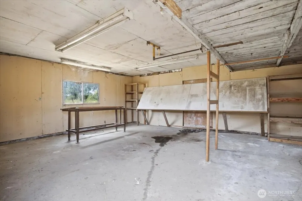 100608 W Old Inland Empire Hwy Prosser, WA 99350