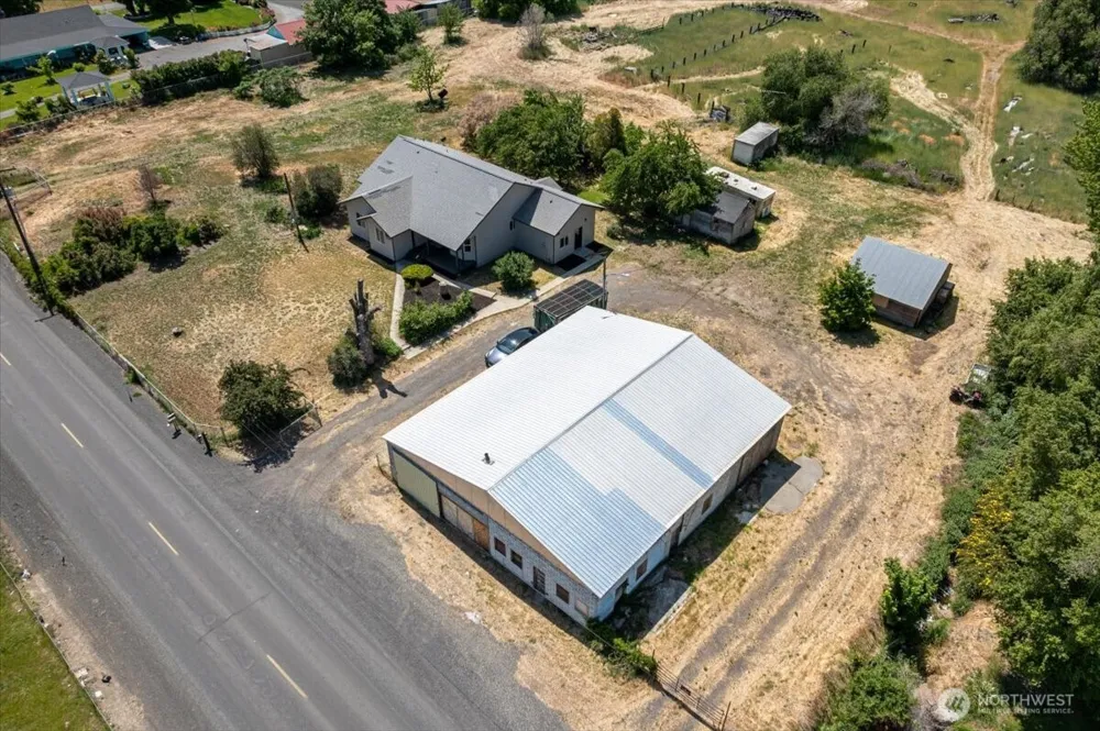 100608 W Old Inland Empire Hwy Prosser, WA 99350