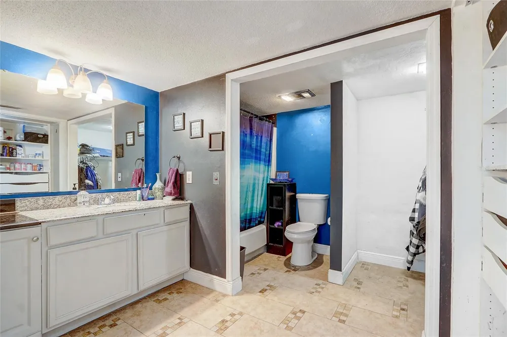32 NOTTINGHAM WAY Haines City, FL 33844