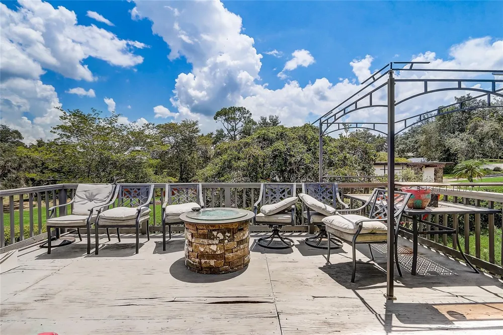 32 NOTTINGHAM WAY Haines City, FL 33844