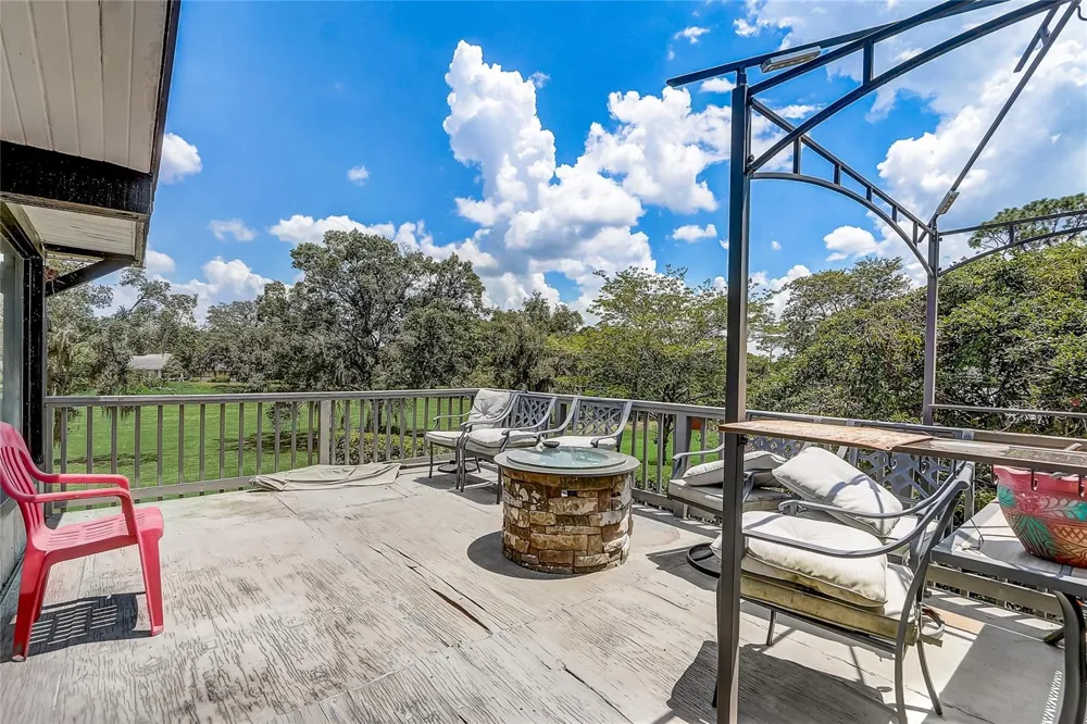 32 NOTTINGHAM WAY Haines City, FL 33844