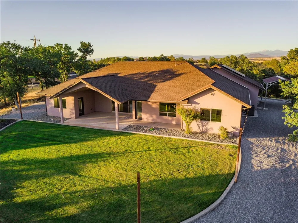 21735 Hidy Red Bluff, CA 96080
