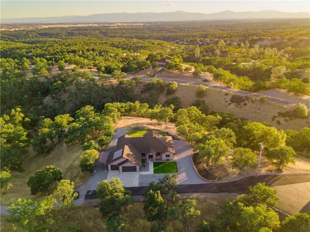 21735 Hidy Red Bluff, CA 96080