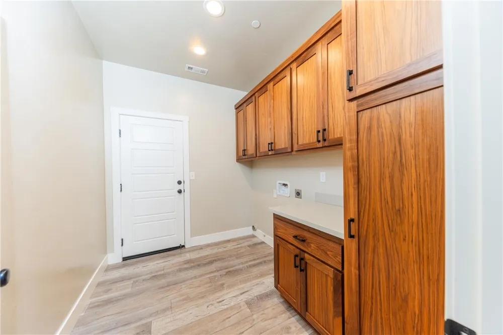 21735 Hidy Red Bluff, CA 96080