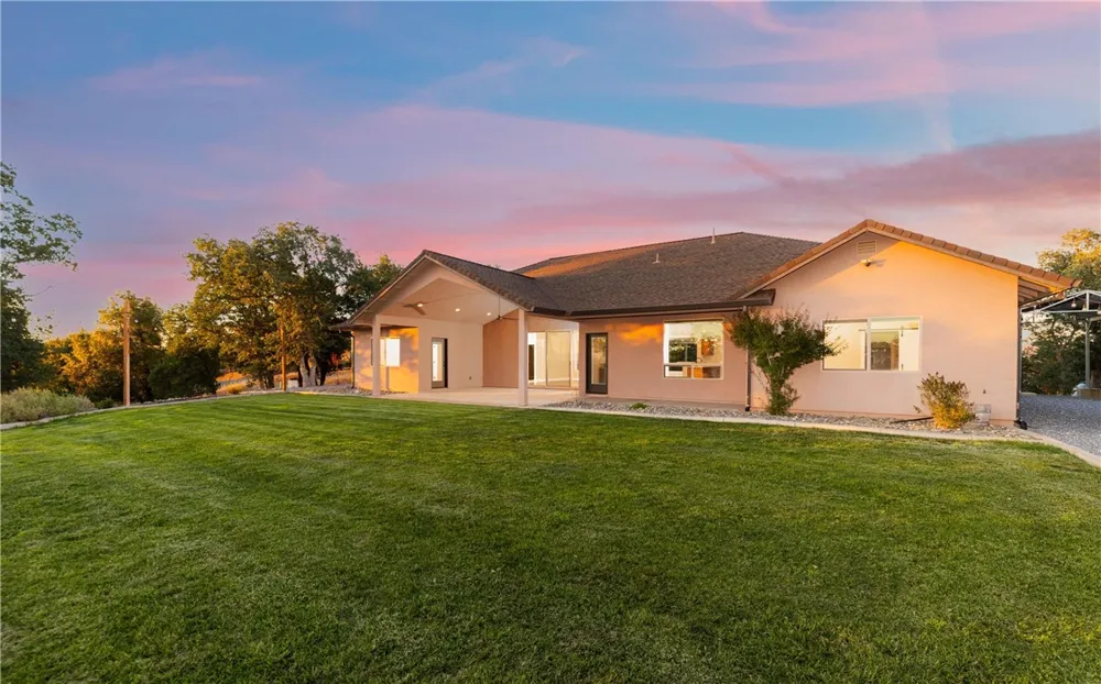 21735 Hidy Red Bluff, CA 96080