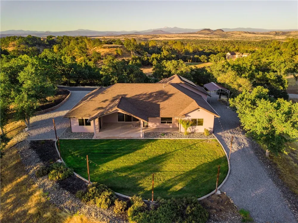 21735 Hidy Red Bluff, CA 96080