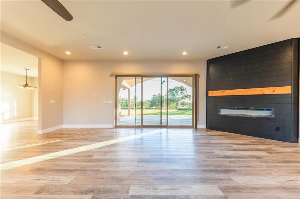 21735 Hidy Red Bluff, CA 96080