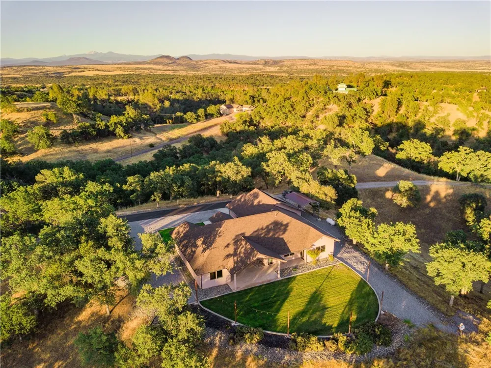 21735 Hidy Red Bluff, CA 96080