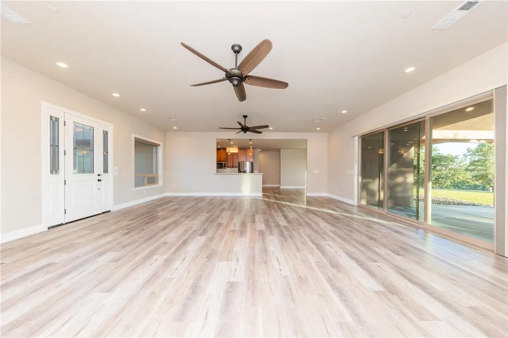 21735 Hidy Red Bluff, CA 96080