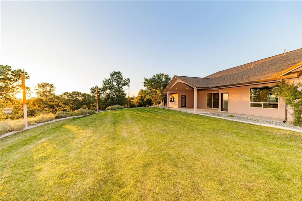 21735 Hidy Red Bluff, CA 96080