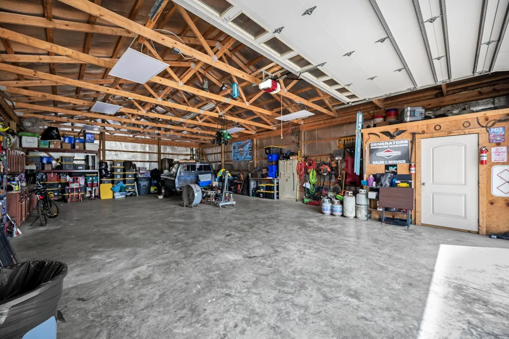 1012 Peak Dr Castalian Springs, TN 37031