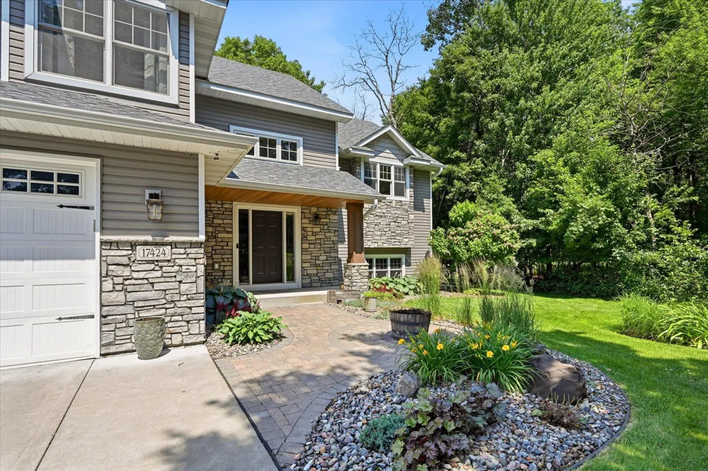 17424 Staples Street NE Ham Lake, MN 55304