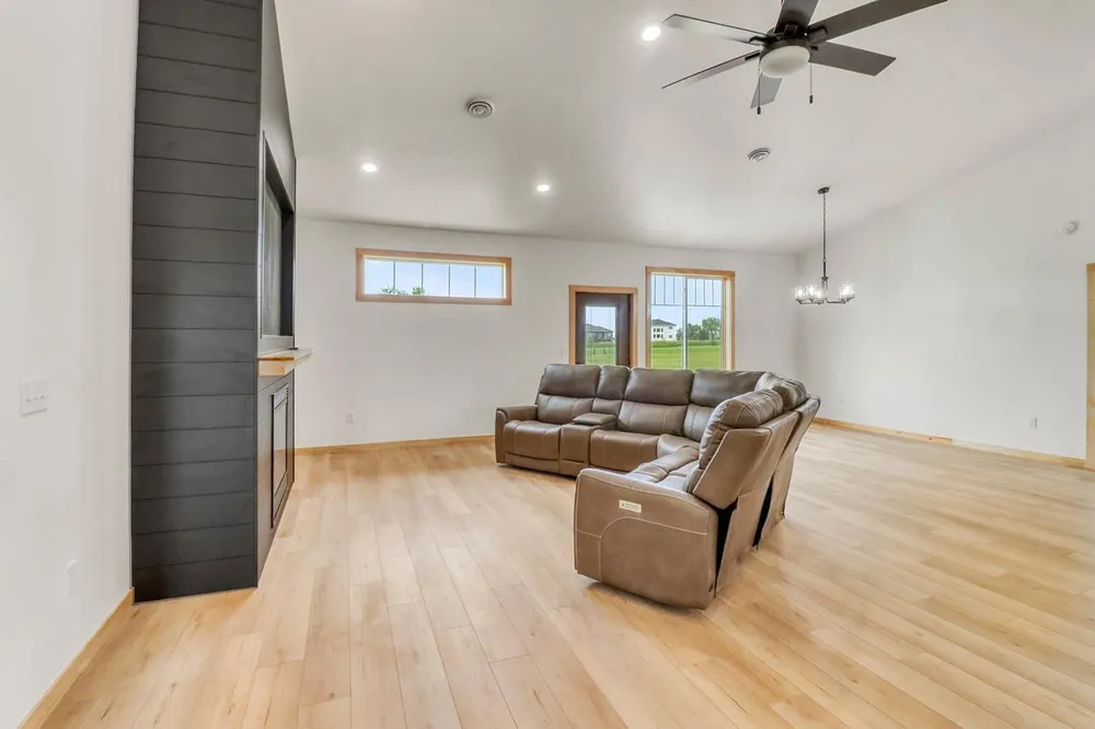 215 Emma Court Mapleton, ND 58059
