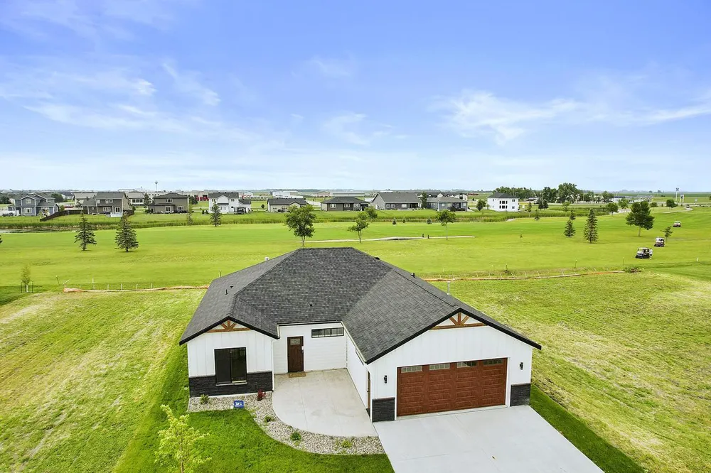 215 Emma Court Mapleton, ND 58059