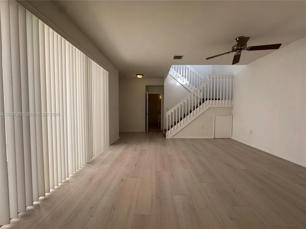 1595 Seagrape Way #- Hollywood, FL 33019