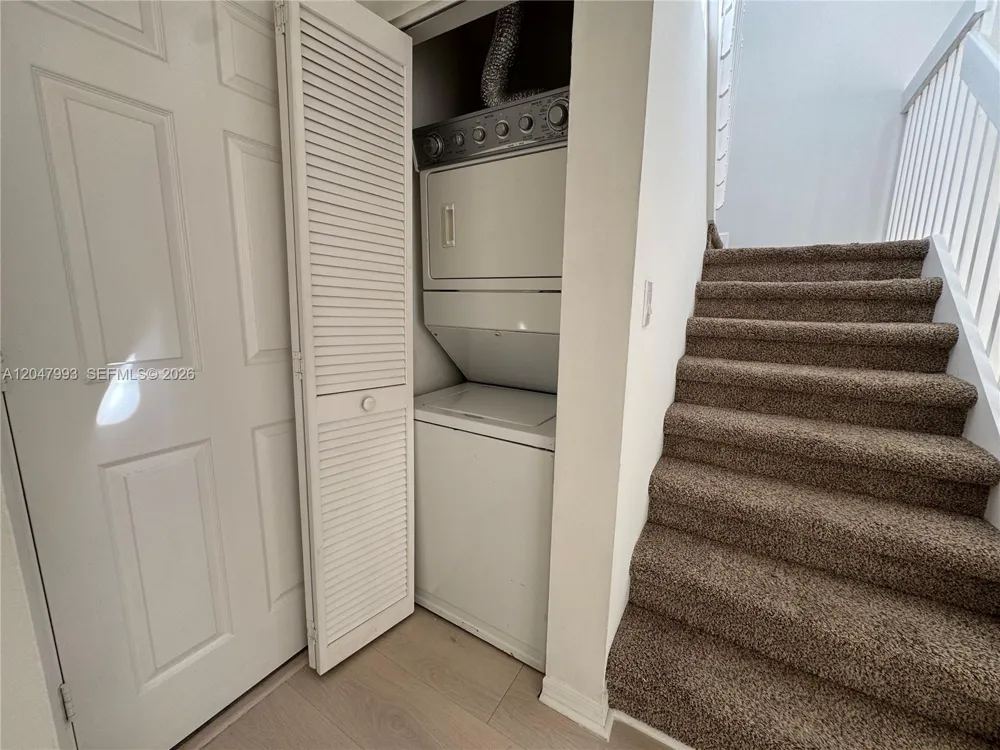 1595 Seagrape Way #- Hollywood, FL 33019
