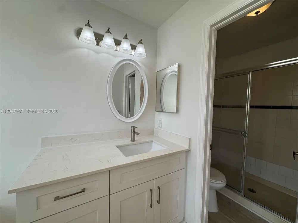 1595 Seagrape Way #- Hollywood, FL 33019