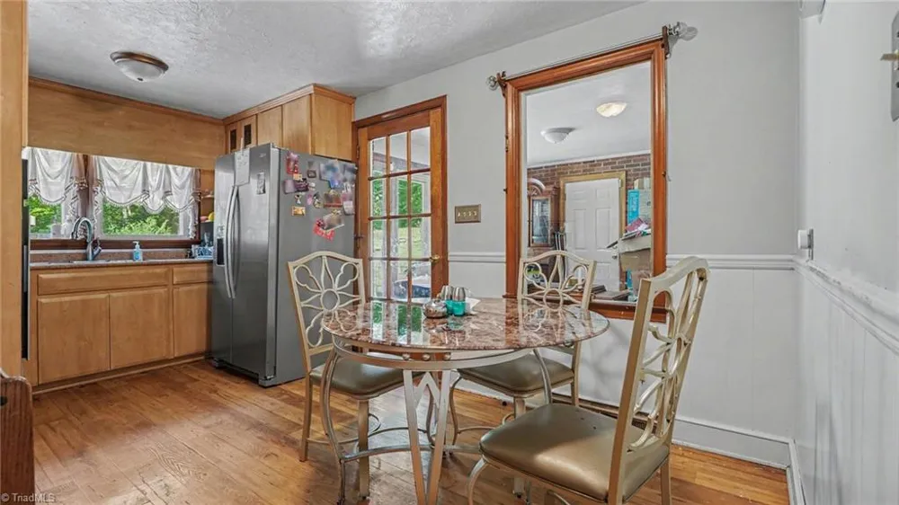 807 E Salisbury Street Asheboro, NC 27203