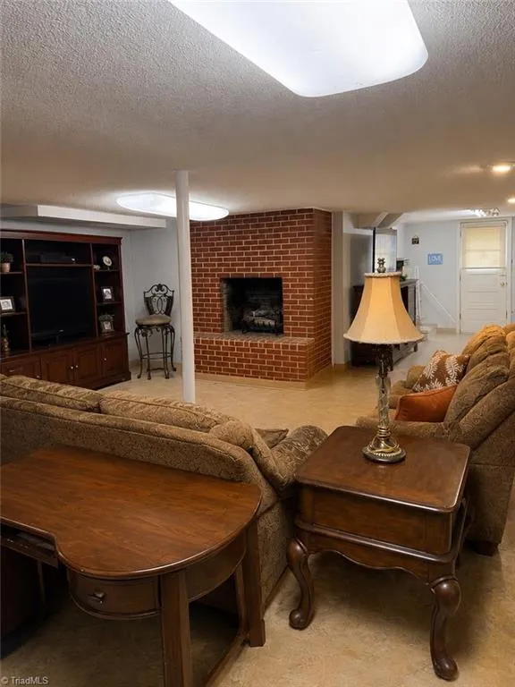 807 E Salisbury Street Asheboro, NC 27203