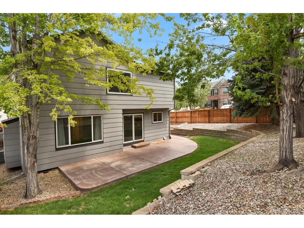 10037 Darwin Lane Highlands Ranch, CO 80130