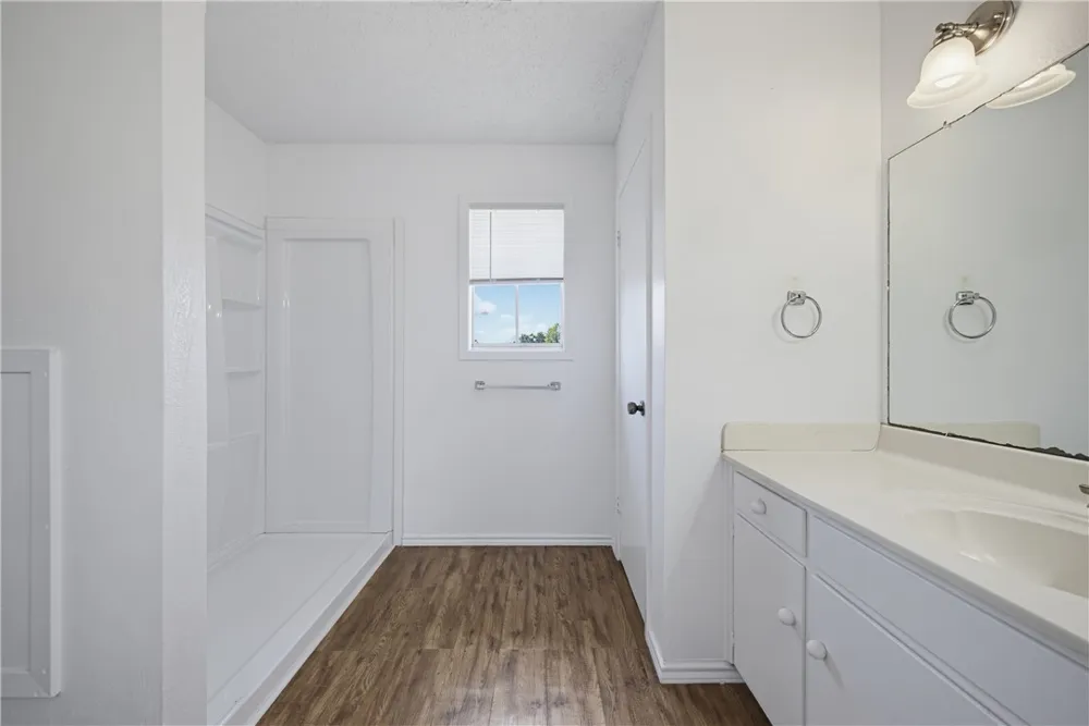 106 Adkins Refugio, TX 78377