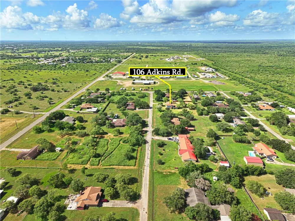 106 Adkins Refugio, TX 78377