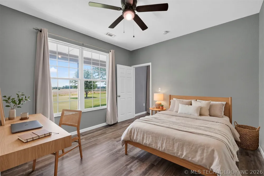 58499 S 700 ROAD Watts, OK 74964
