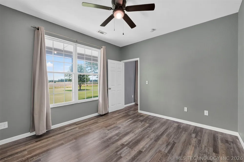 58499 S 700 ROAD Watts, OK 74964