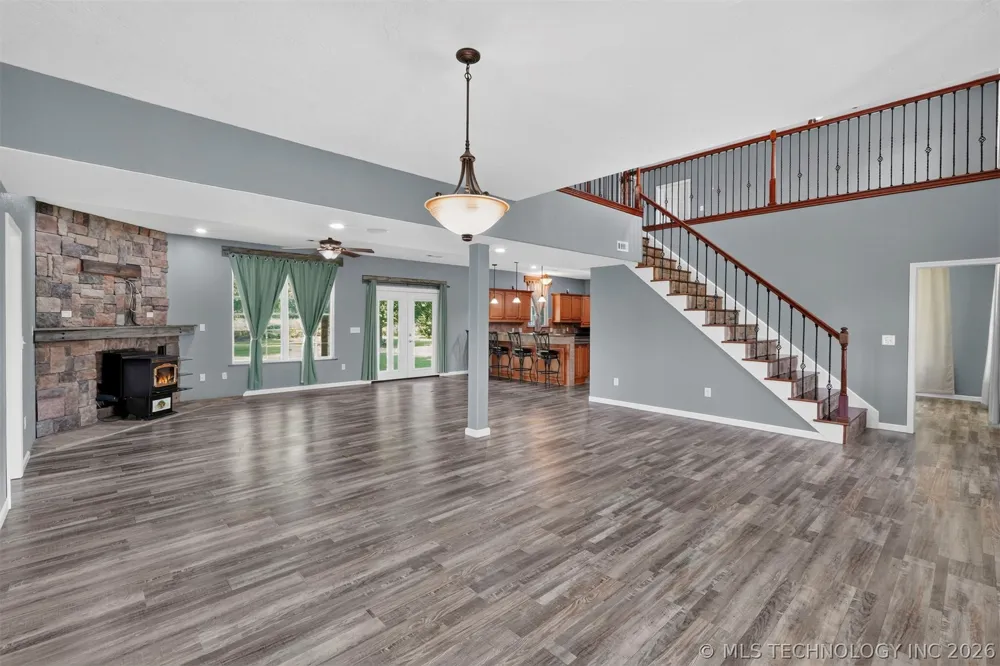 58499 S 700 ROAD Watts, OK 74964