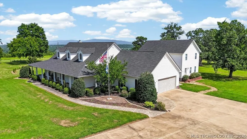 34479 Cooper Road Poteau, OK 74953