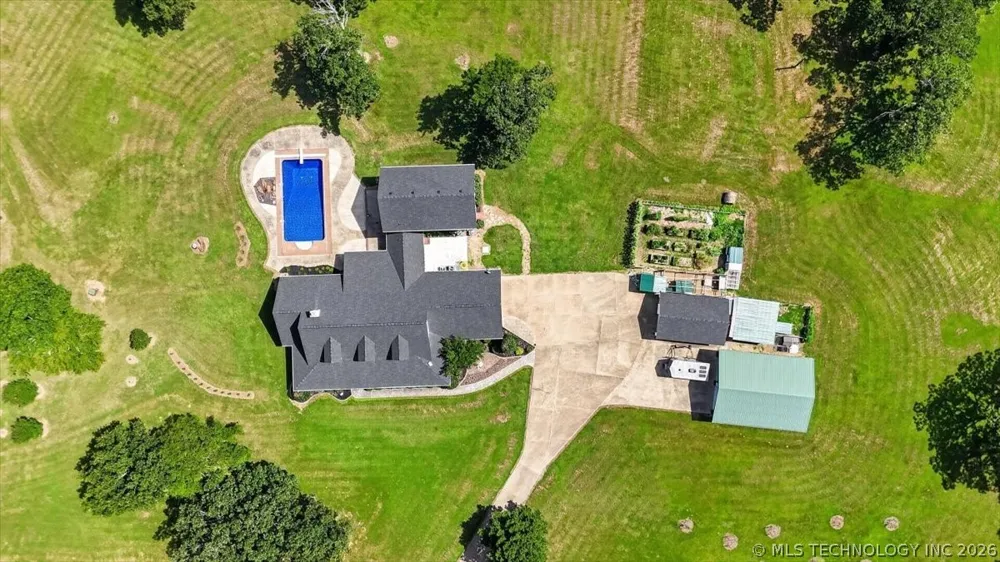 34479 Cooper Road Poteau, OK 74953