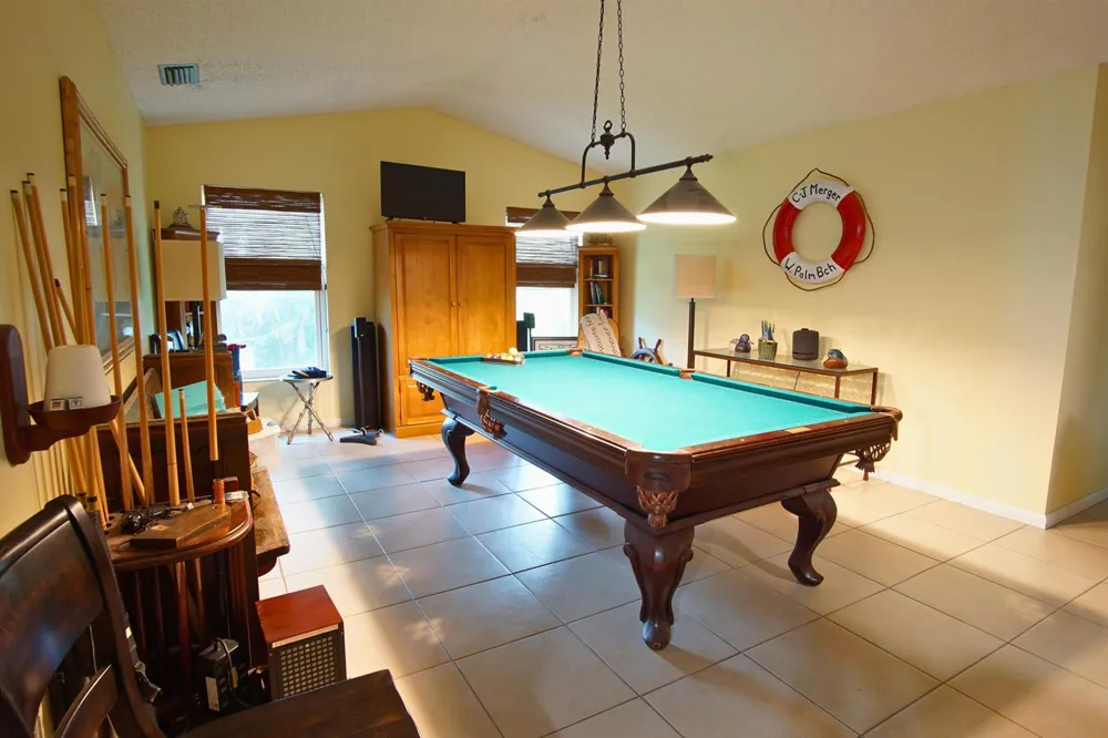7561 Nemec Drive Lake Clarke Shores, FL 33406