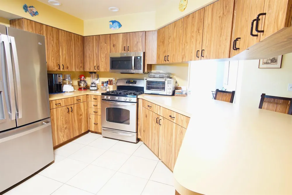 7561 Nemec Drive Lake Clarke Shores, FL 33406