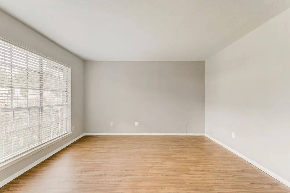 2200 W Lowden Street #12 Fort Worth, TX 76110