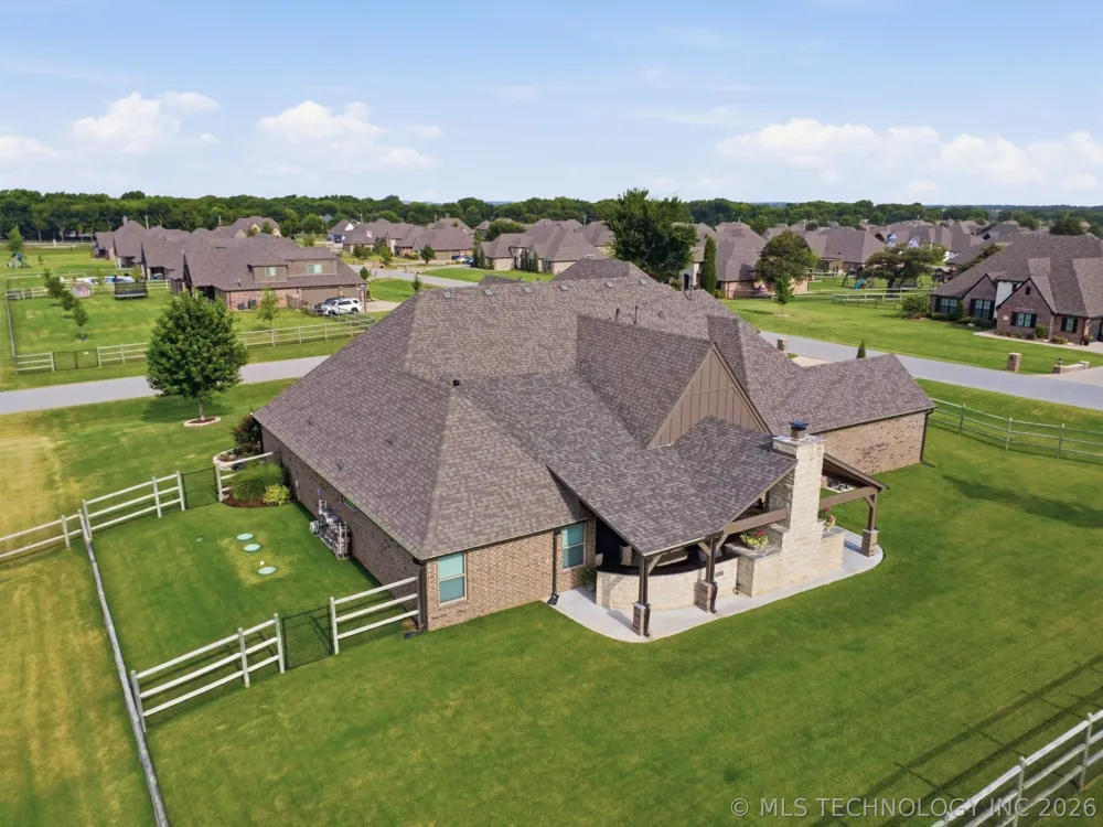 1012 Terri Drive Bartlesville, OK 74006