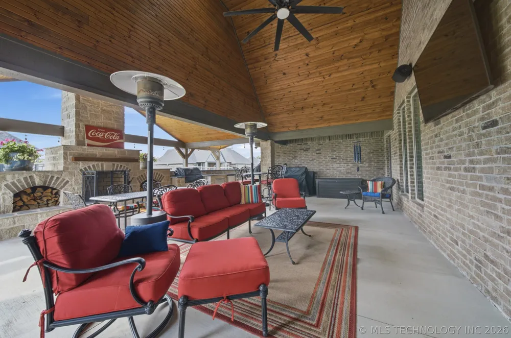 1012 Terri Drive Bartlesville, OK 74006
