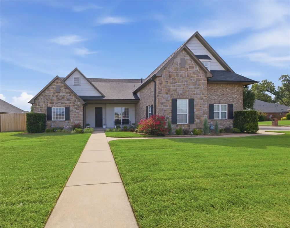 1012 Terri Drive Bartlesville, OK 74006