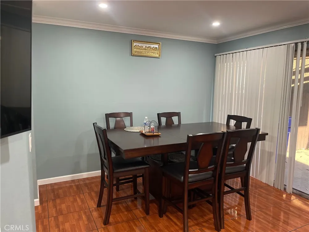9386 Mesa Verde DR #B Montclair, CA 91763