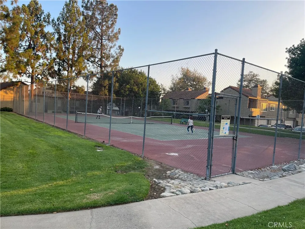 9386 Mesa Verde DR #B Montclair, CA 91763