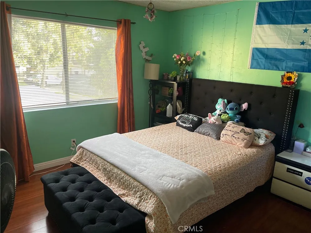 9386 Mesa Verde DR #B Montclair, CA 91763