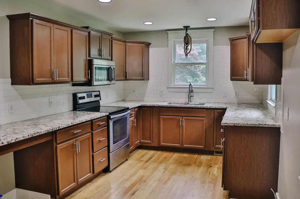 1660 Leatherwood Rd White Bluff, TN 37187