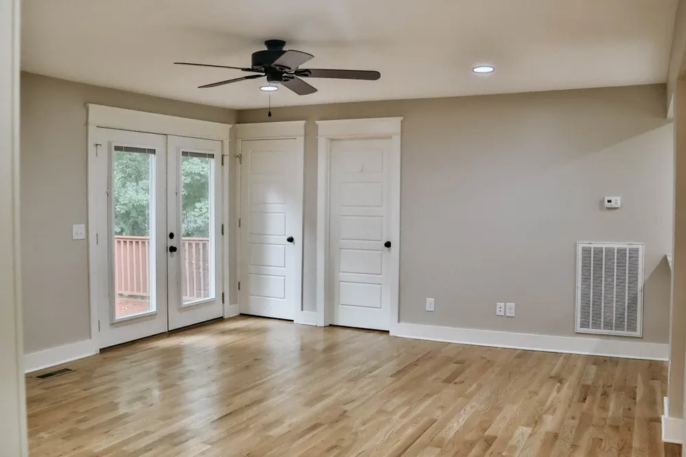 1660 Leatherwood Rd White Bluff, TN 37187