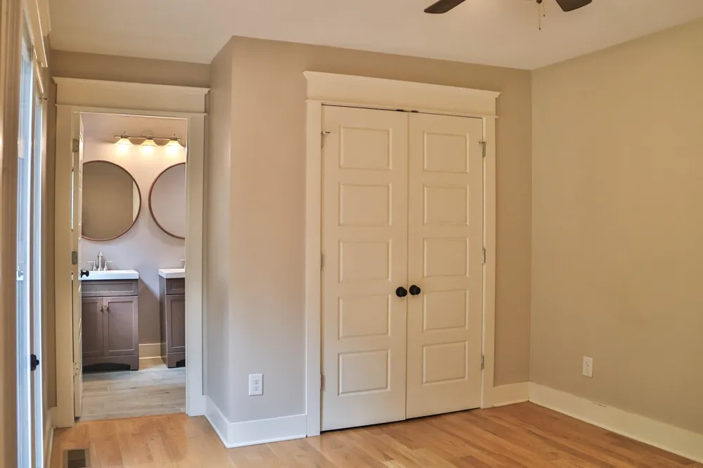 1660 Leatherwood Rd White Bluff, TN 37187