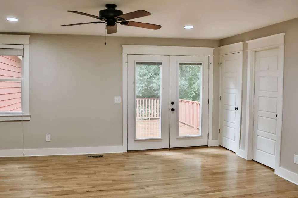 1660 Leatherwood Rd White Bluff, TN 37187