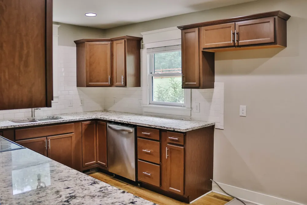 1660 Leatherwood Rd White Bluff, TN 37187