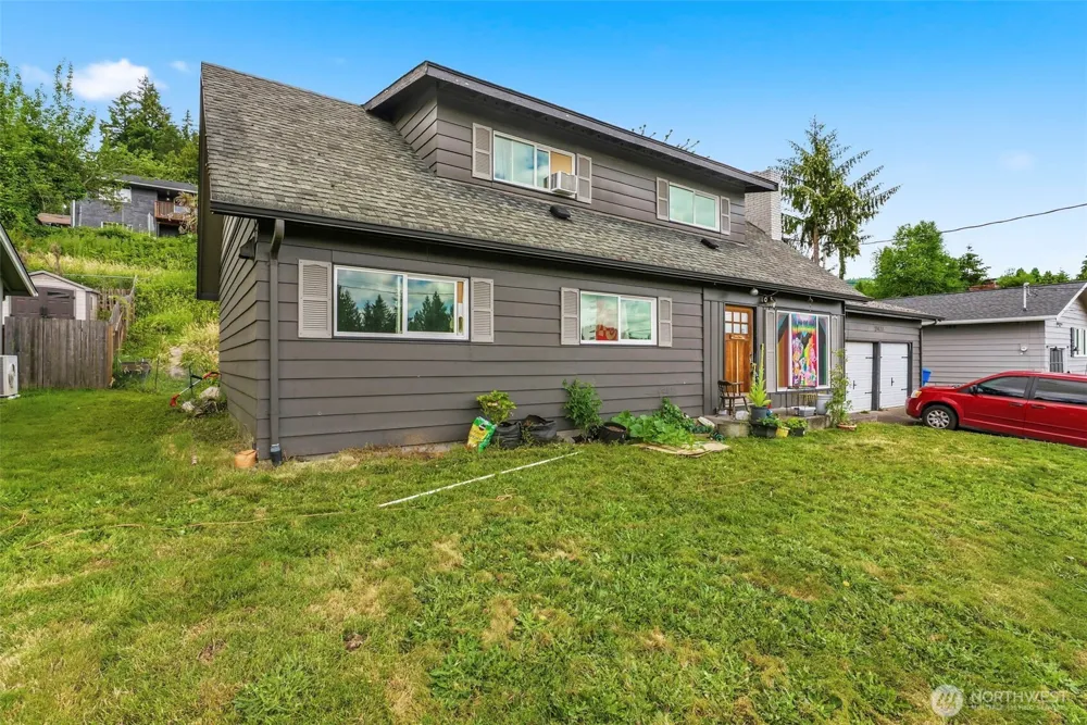 2411 Burcham Street Kelso, WA 98626