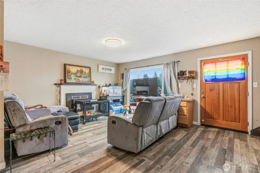 2411 Burcham Street Kelso, WA 98626